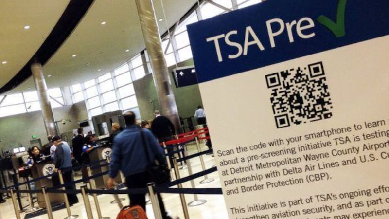 El Aeropuerto Internacional Harry Reid abrirá el acceso a sus terminales, restaurantes y...