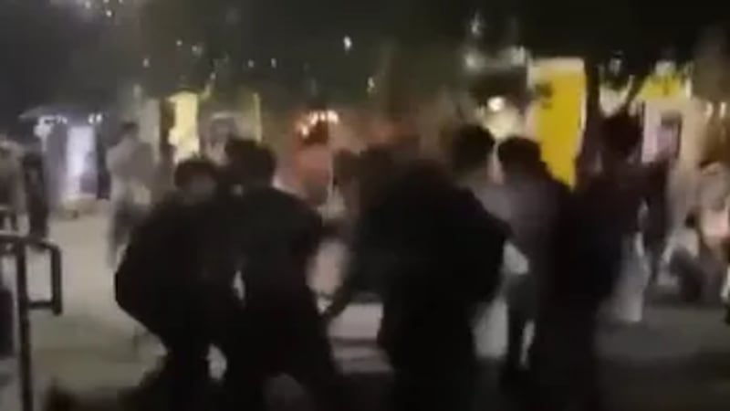 Un joven de 17 años fue identificado como sospechoso del tiroteo mortal durante el evento...
