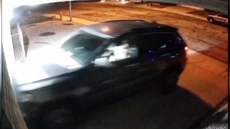 La policía realizó un arresto en relación con un incidente que causó daños a viviendas en el...