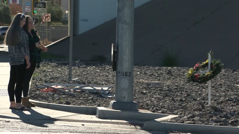 Dos mujeres de Henderson que se conocieron a través de Facebook Marketplace colocaron una...