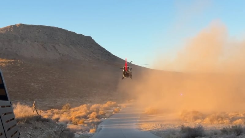 Un padre, su hijo y un excursionista fueron rescatados en operaciones consecutivas en Red Rock...